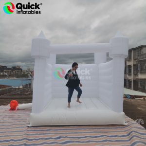 inflatable bounce house