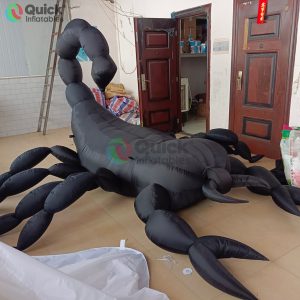 3mL Customizable Inflatable Black Scorpion, Halloween Animal Model for Party Decoration