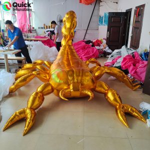 3m Long Golden Inflatable Scorpion – Customizable Size, Powerful Inflation for Spooky Halloween Decoration​