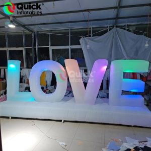inflatable Love letters