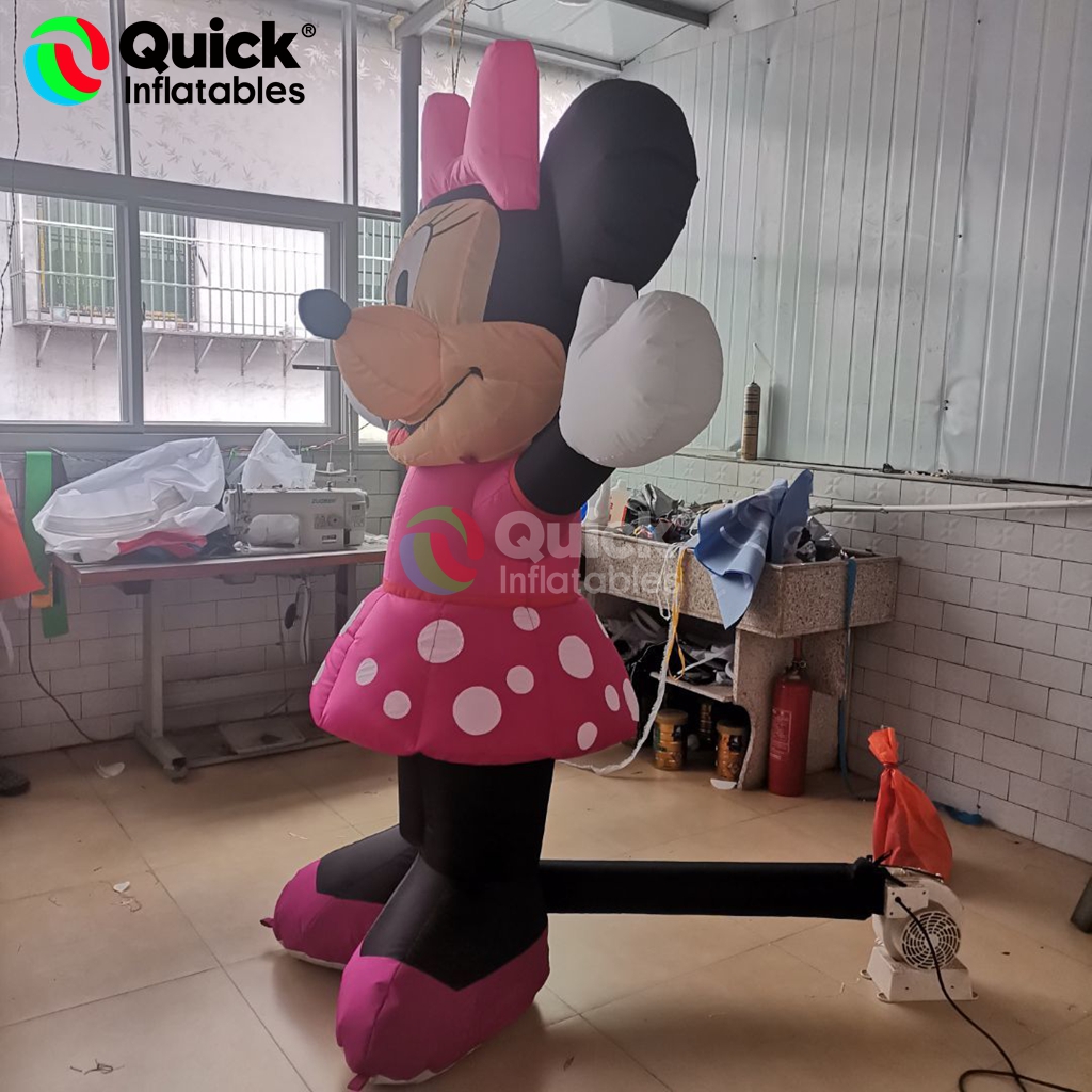 Inflatable Minnie Mouse
